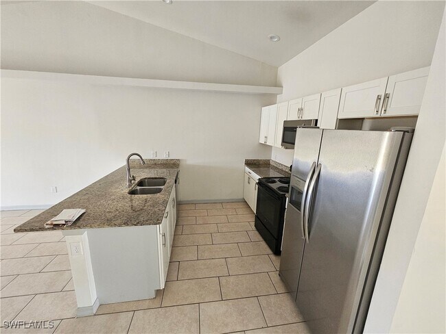 Foto del edificio - 4113 Skyline Blvd