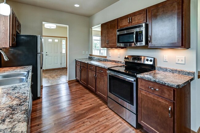 Galley Kitchen - 4874 Innovation Dr