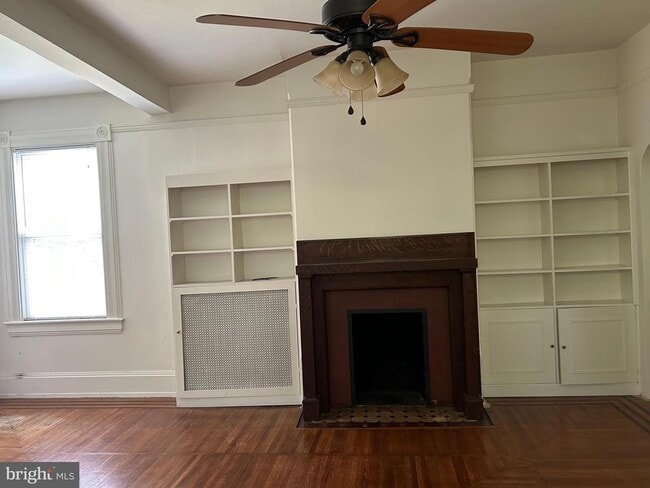 Building Photo - 19 Lowrys Ln