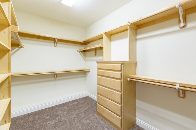 Foto del edificio - 2104 Perry Ave