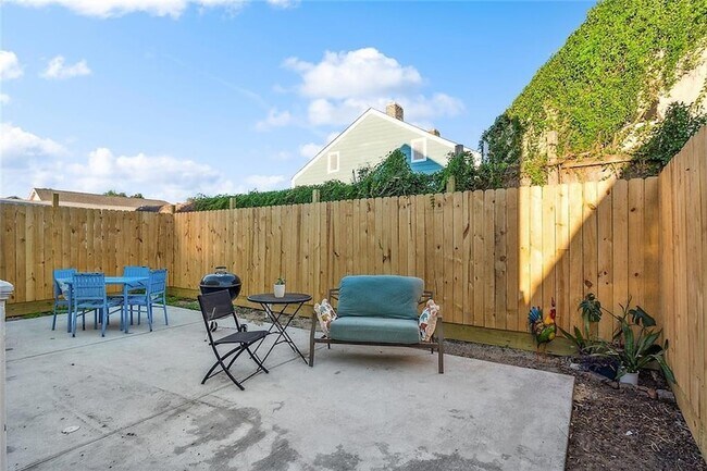 Foto del edificio - 2721 General Taylor St