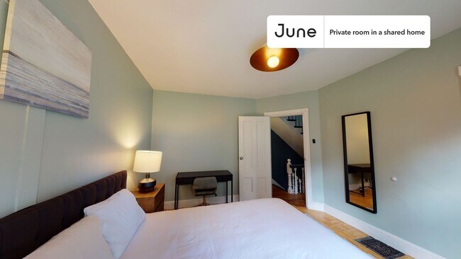 Foto del edificio - Room in Shared 7 bed/2.5 bath home