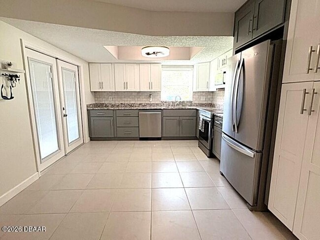 Building Photo - 104 Moonstone Ct