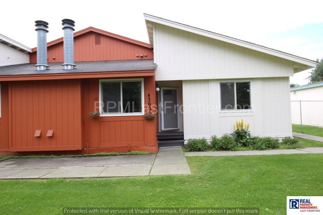 Building Photo - 4302 Reka Dr