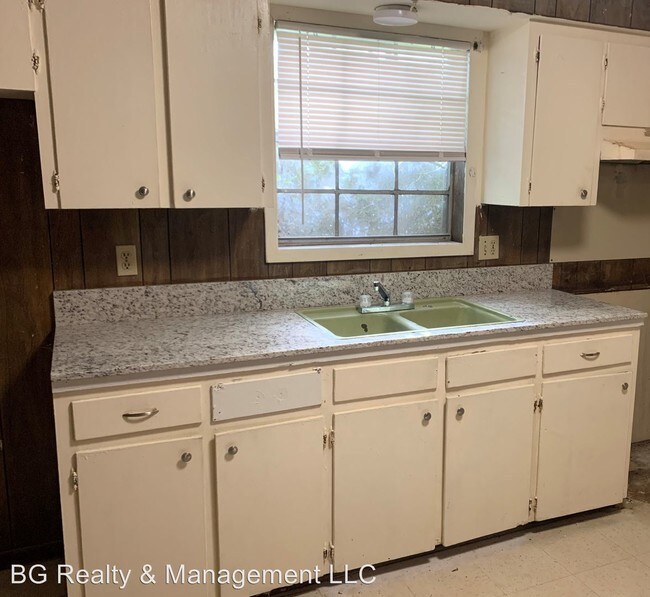 Foto del edificio - 3 br, 1.5 bath House - 617 Cecile Blvd