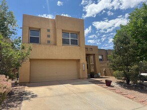 Building Photo - 13236 Silver Peak Pl NE