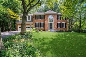 Building Photo - 5309 Tractor Ln