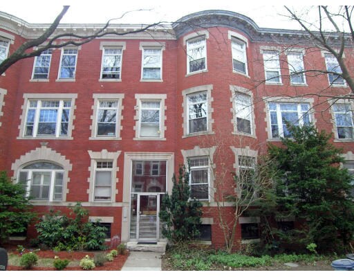 Building Photo - 4 Strathmore Rd