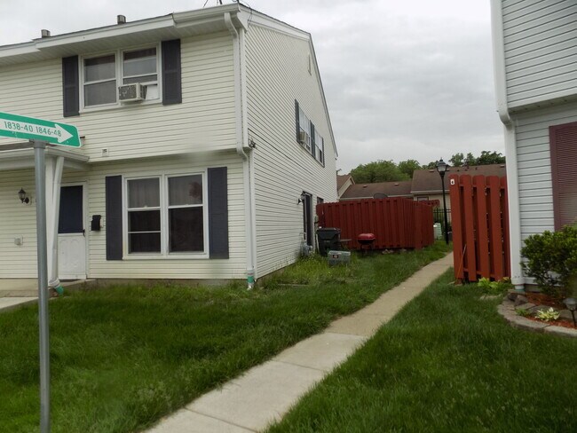 Building Photo - 1848 Stockton Dr
