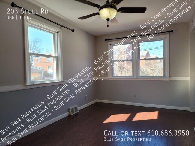 Building Photo - Beautiful 3 Bedroom, 1.5 Bath in Ridley Pa...