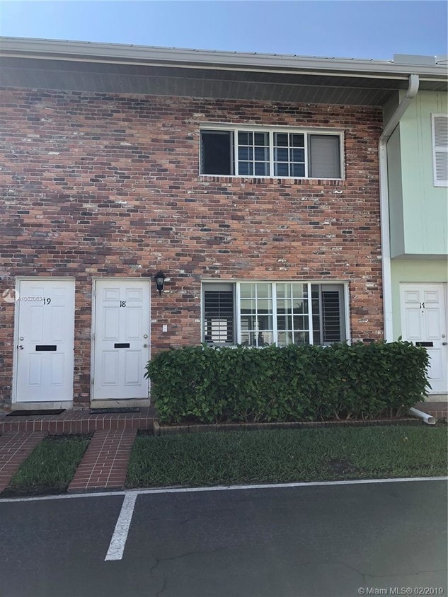 5400 N Ocean Blvd Unit 18, Fort Lauderdale, FL 33308 Condo for Rent in Fort Lauderdale, FL