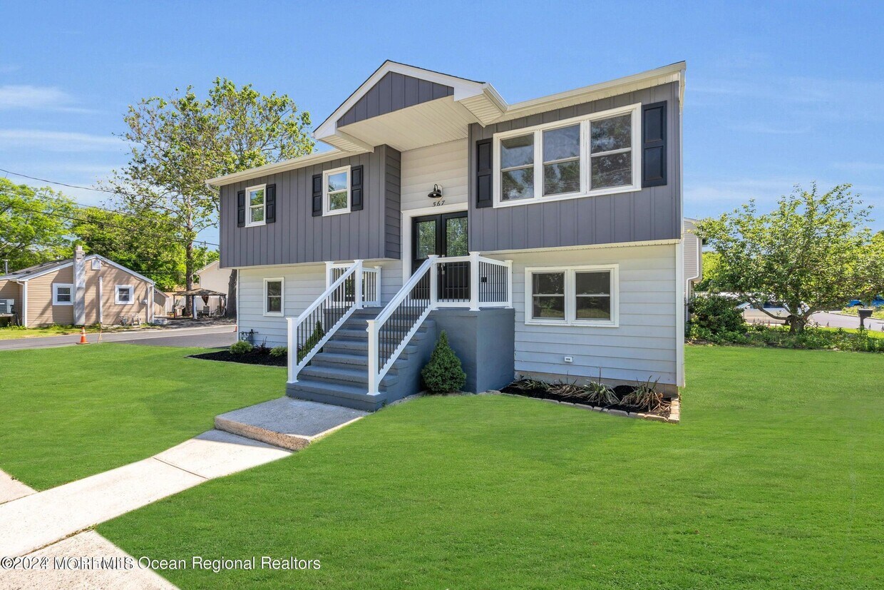 Foto principal - 567 Coolidge Ave