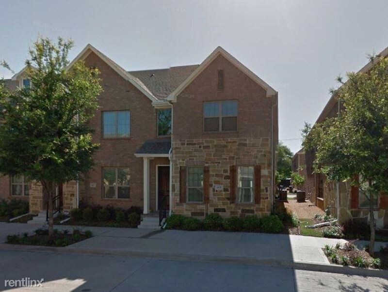 Foto principal - 3 br, 2.5 bath Townhome - 631 Matthew Place