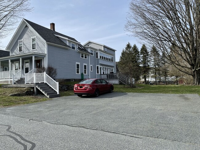 Building Photo - 17 Summer St