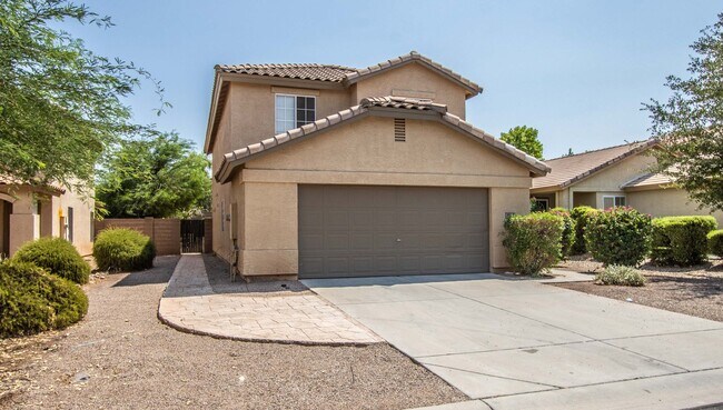 Foto del edificio - Welcome to this beautiful 4 bedroom, 3 bat...