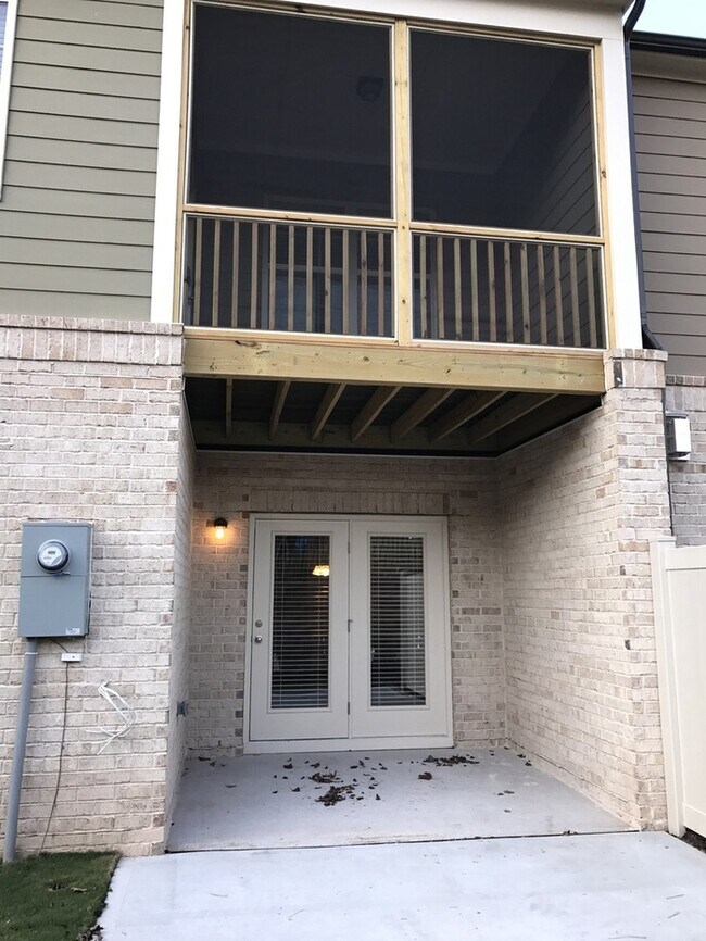 Foto del edificio - 343 Castle Rock Lane