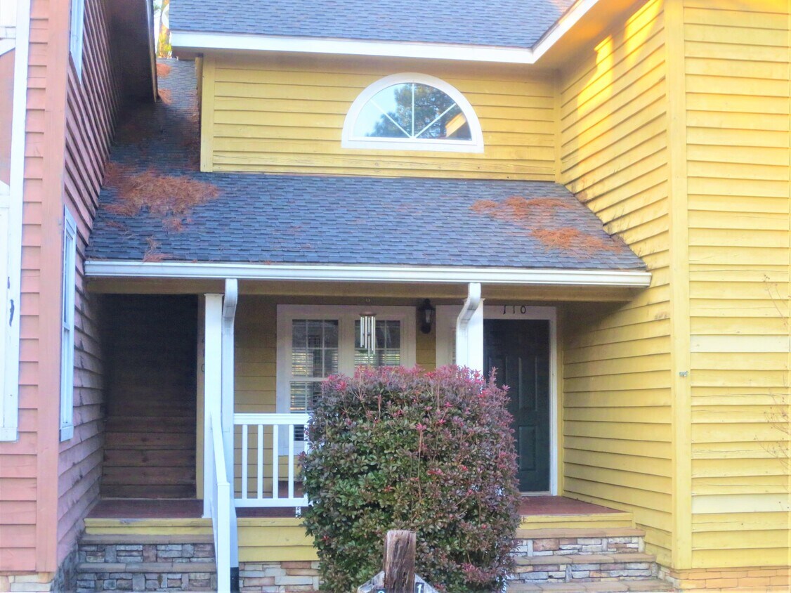 210 Old Course Rd Unit 210, Aberdeen, NC 28315 Condo for Rent in Aberdeen, NC