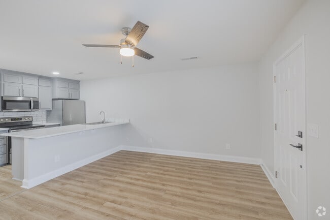 1BR, 1BA - 700SF - Living Room - Faris Residences Strawberry Station