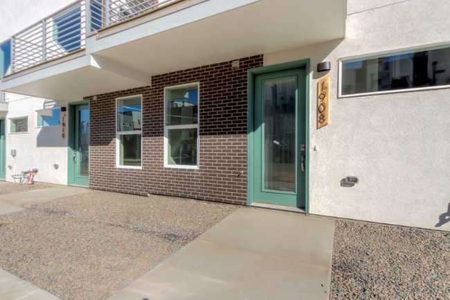 Photo - 1908 Hooker St Townhome