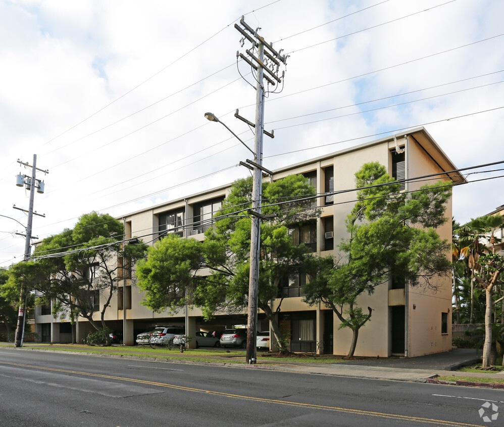 Lanakila Gardens Apartments in Honolulu, HI