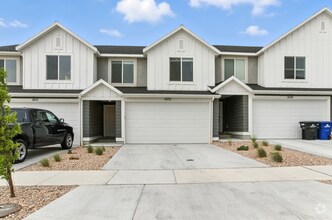Building Photo - 1605 S Windy Rdg Dr