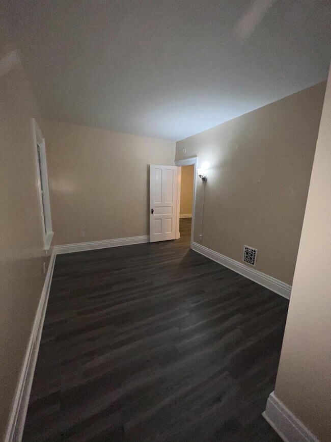 Foto del edificio - 1115 Tonawanda St