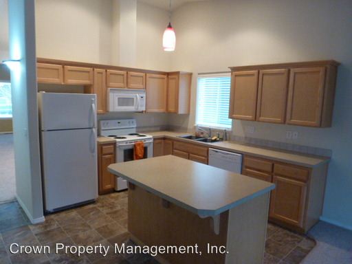 Building Photo - 1735 Salmon River St NW