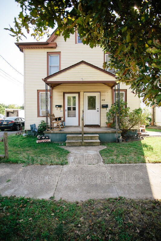 Building Photo - 516 Park Ave