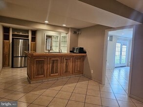 Building Photo - 19028 Noble Oak Dr