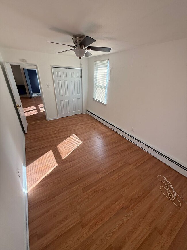 Foto del edificio - 6720 Rising Sun Ave