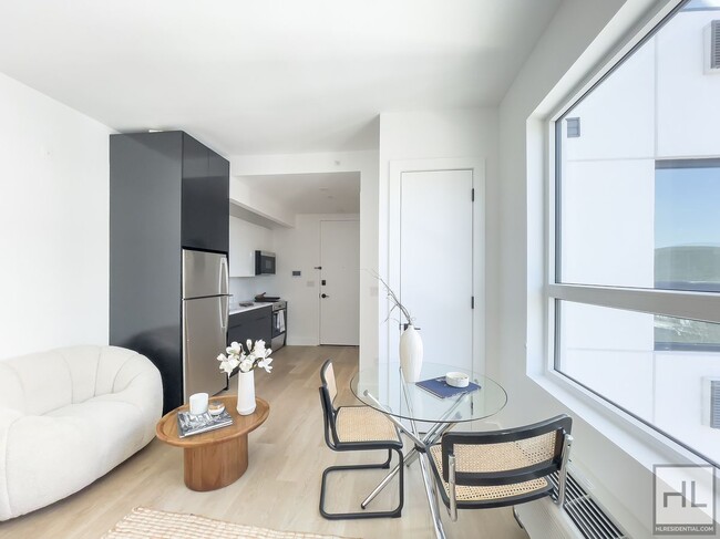 Foto del edificio - Crown Heights / Sunlit Studio 1-Bath / New...