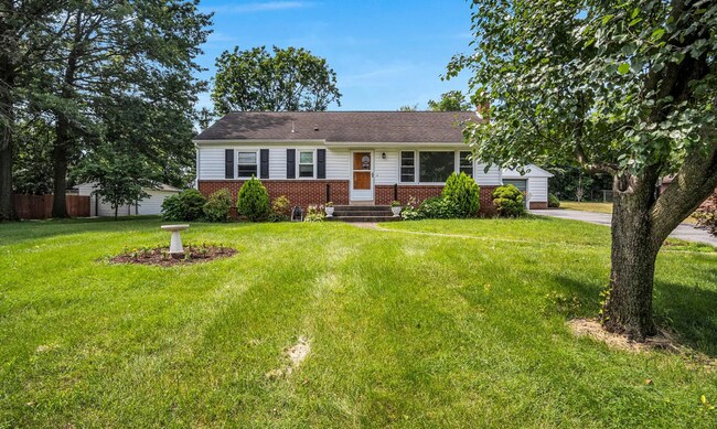 Foto del edificio - Updated 3-bedroom, 1-bath ranch home locat...