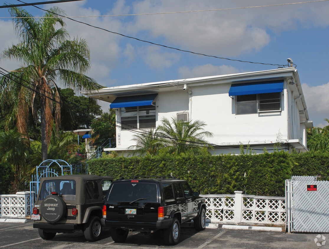 Foto del edificio - 805 NE 18th Ave