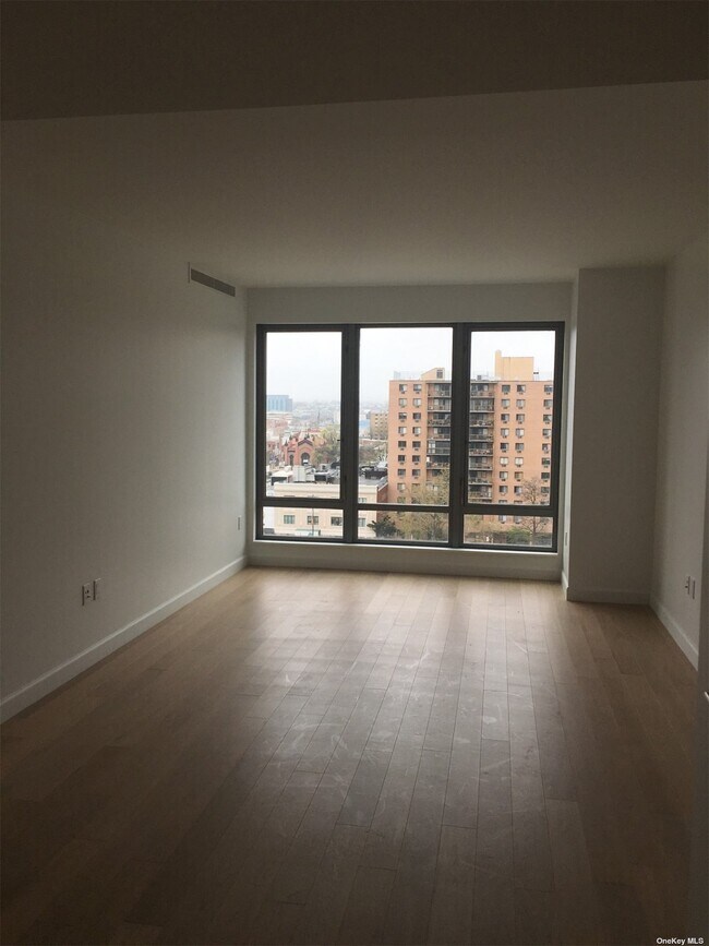 Foto del edificio - 13835 39th Ave