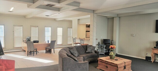 Casa club - Lincoln Springs Apartments - Historical Access