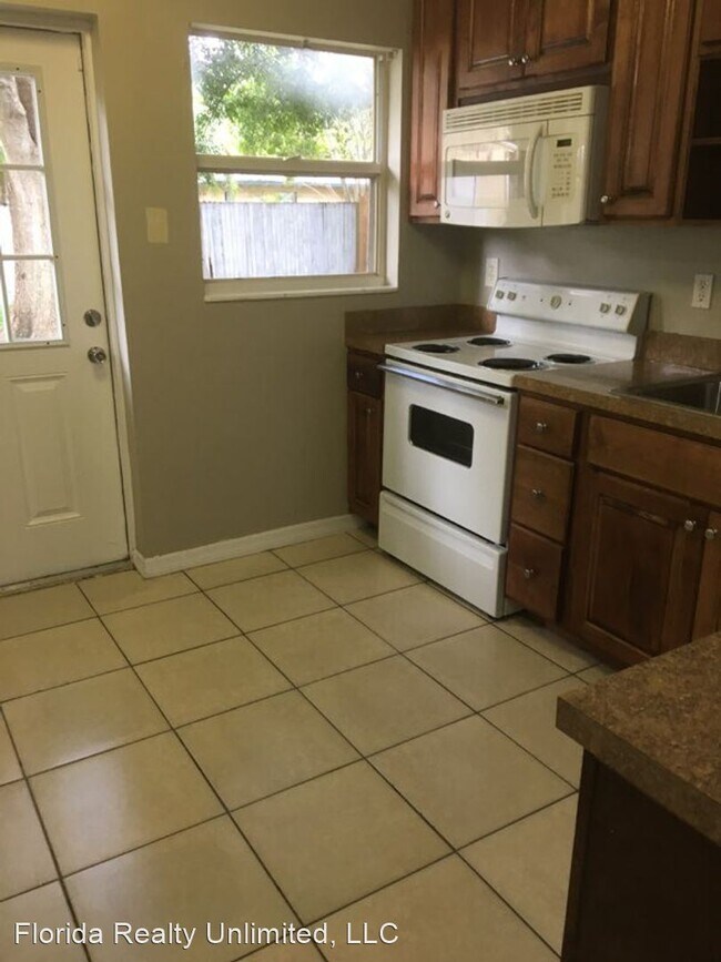 Foto del edificio - 3 br, 2 bath House - 4415 West Wisconsin A...