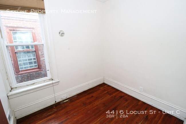 Foto del edificio - 4416 Locust St