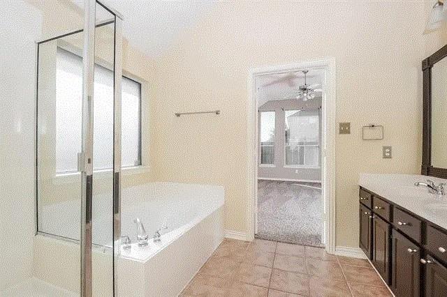 Foto del edificio - 1027 Fair Oaks Dr