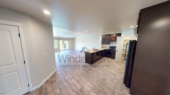 Foto del edificio - Evan41