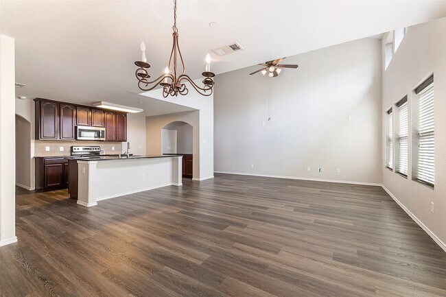 Foto del edificio - 9829 Fleetwood Dr