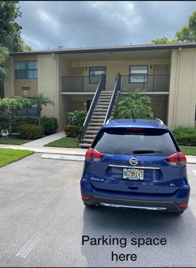 Building Photo - 1290 S Military Trail