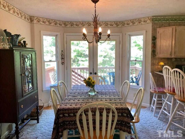 Foto del edificio - 233 Timberlane Dr