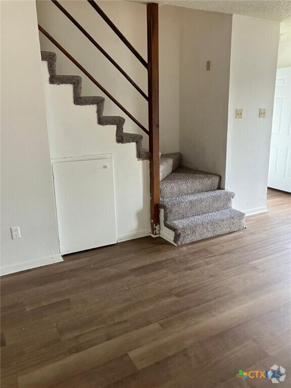Building Photo - 3413 Victoria Cir