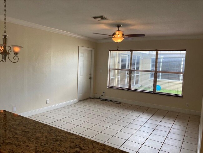 Building Photo - 2741 NW 58th Ter