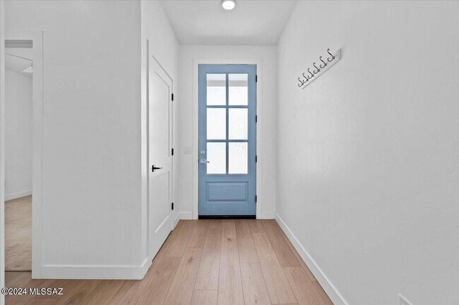 Foto del edificio - 4184 W 11th St