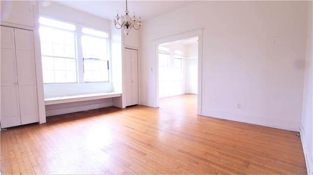 Foto del edificio - 7215 S Claiborne Ave