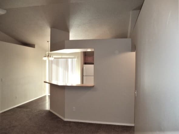 Building Photo - 10513 W Hazelwood Dr