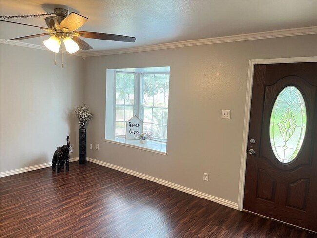 Building Photo - 1065 Willow Oaks Cir