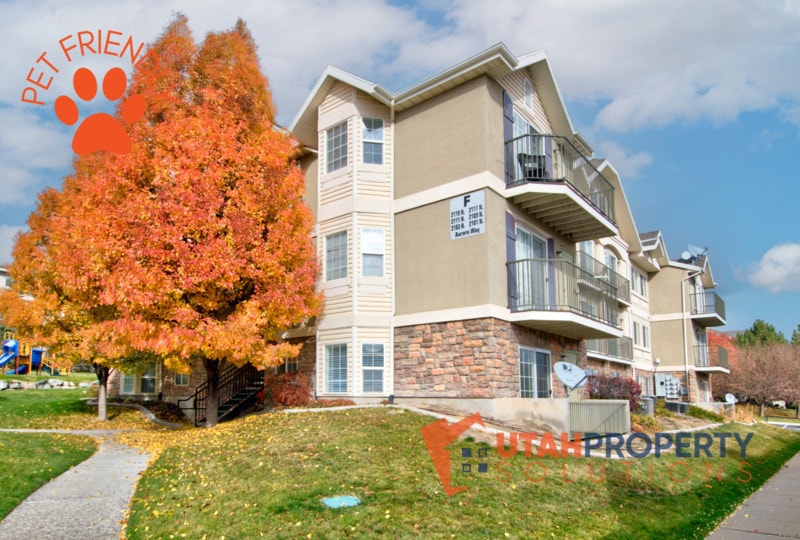 Primary Photo - 2101 N Aurora Way