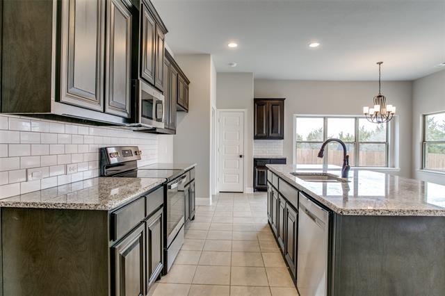 Foto del edificio - 2108 Landry Ln